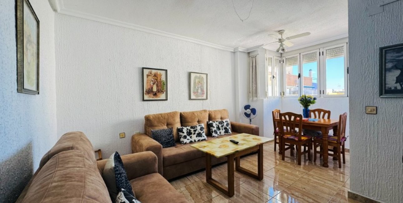 Resale - Apartment / flat -
Torrevieja - La Mata