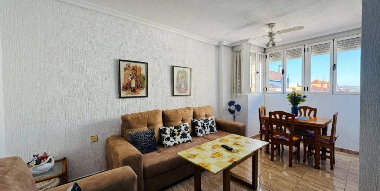 Resale - Apartment / flat -
Torrevieja - La Mata
