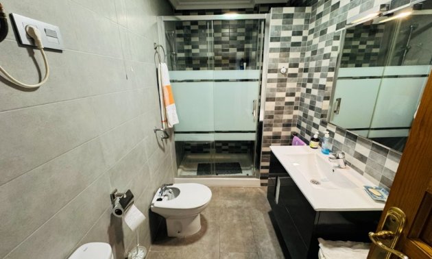 Resale - Apartment / flat -
Torrevieja - La Mata