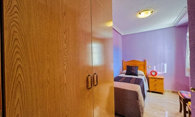 Resale - Apartment / flat -
Torrevieja - La Mata