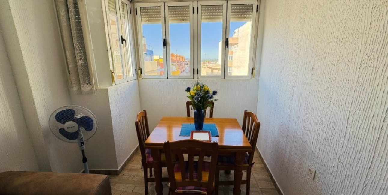 Resale - Apartment / flat -
Torrevieja - La Mata