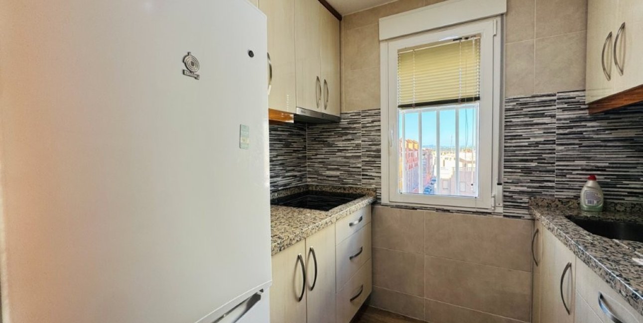 Resale - Apartment / flat -
Torrevieja - La Mata