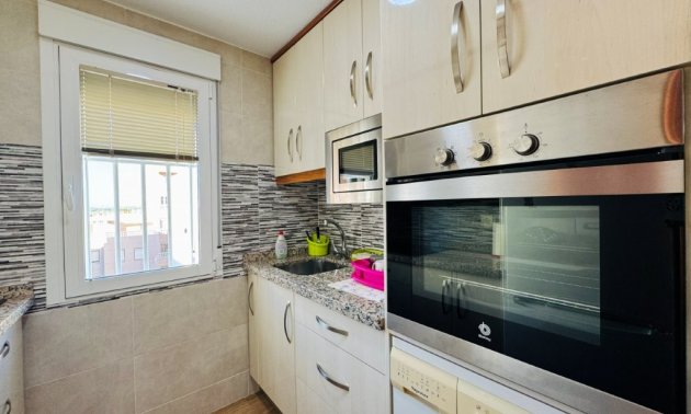 Resale - Apartment / flat -
Torrevieja - La Mata