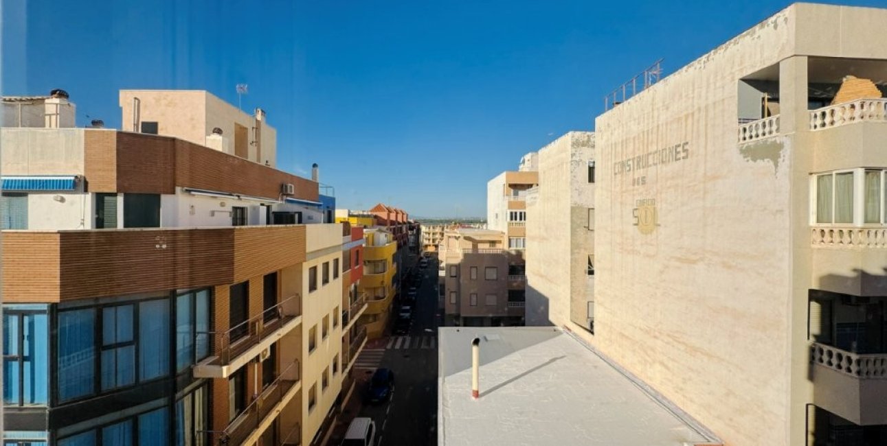 Resale - Apartment / flat -
Torrevieja - La Mata