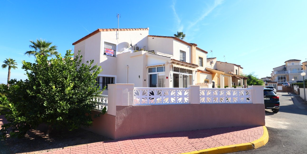 Resale - Townhouse -
Algorfa - Montebello
