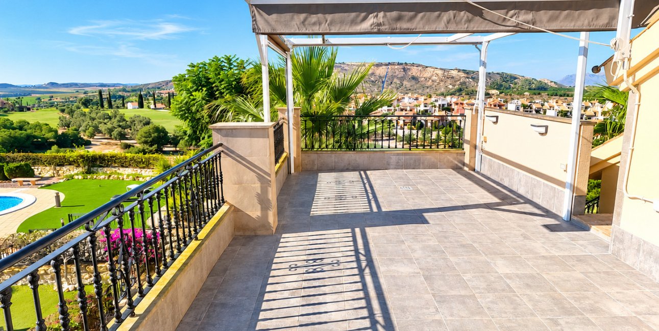 Resale - Apartment / flat -
Algorfa - La Finca Golf Resort