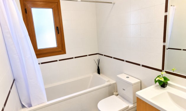 Resale - Apartment / flat -
Algorfa - La Finca Golf Resort