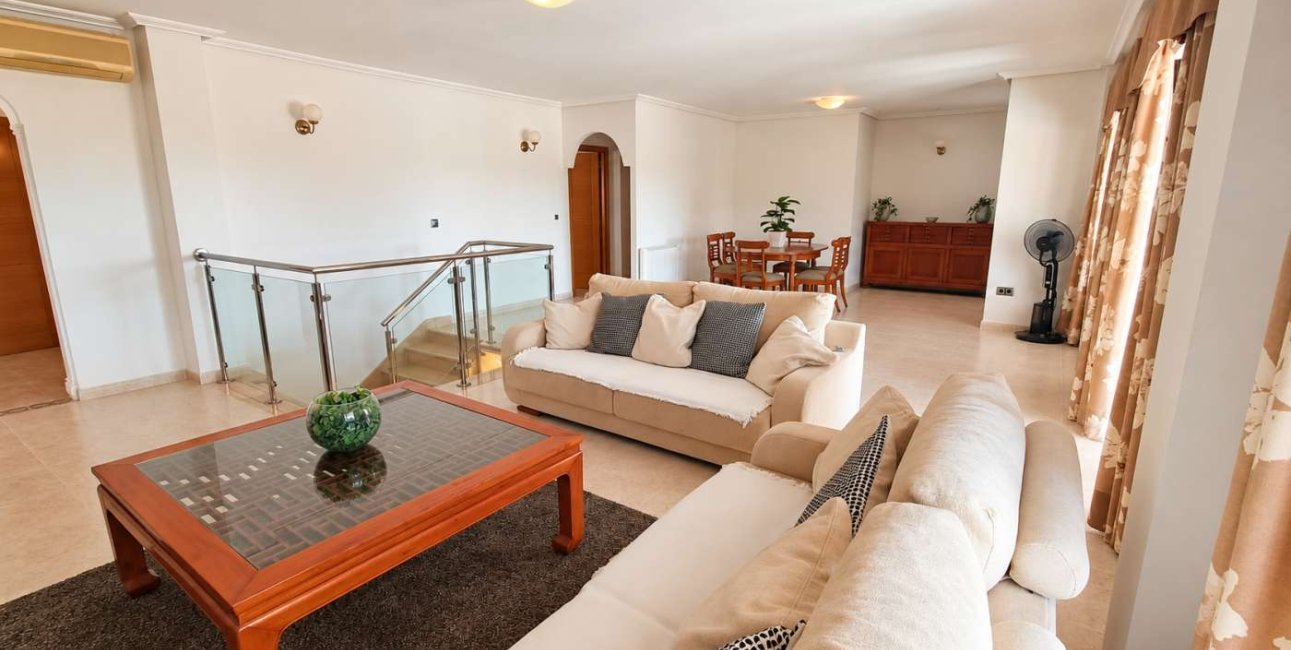 Resale - Villa -
Algorfa - Montemar