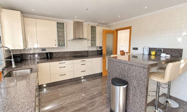 Resale - Villa -
Algorfa - Montemar