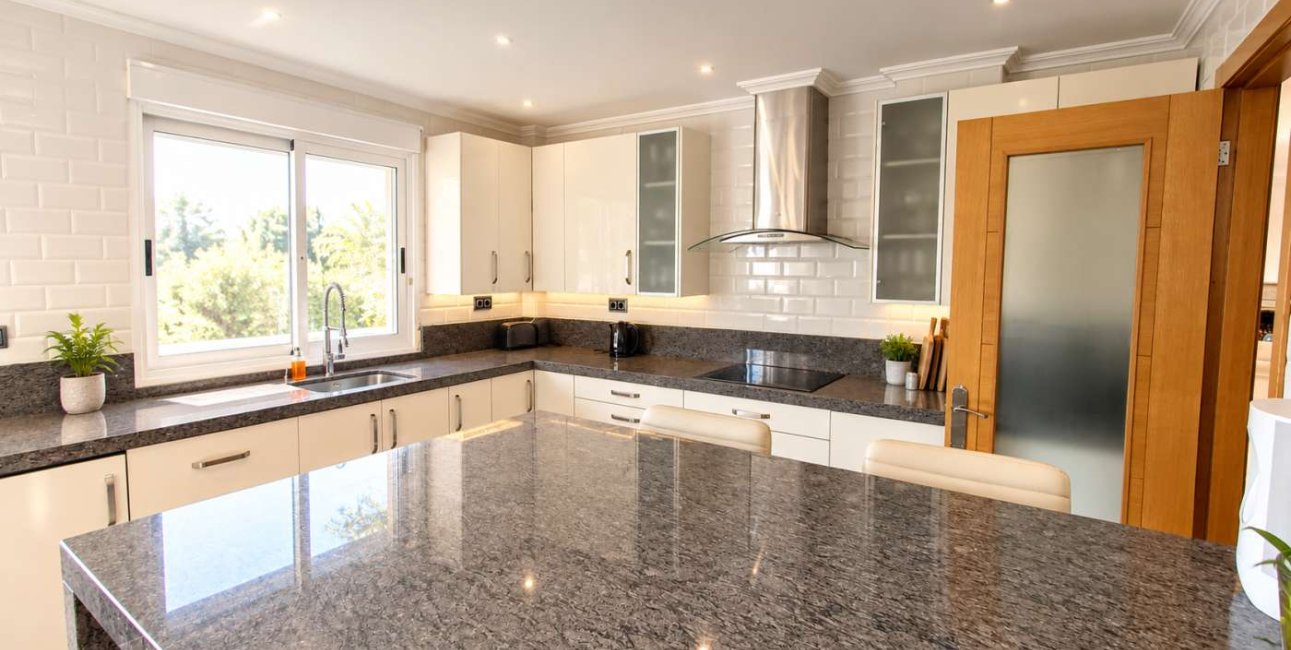 Resale - Villa -
Algorfa - Montemar