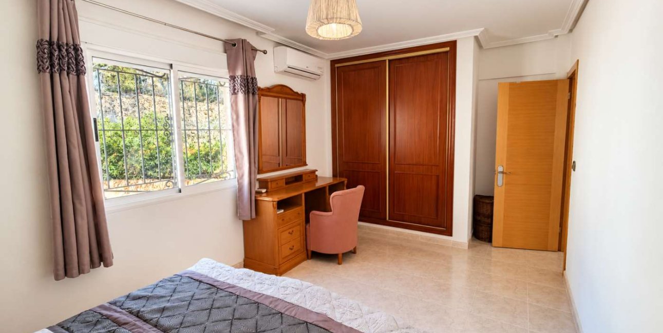 Resale - Villa -
Algorfa - Montemar