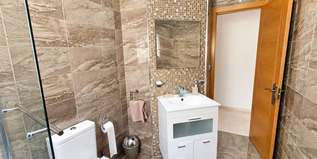 Resale - Villa -
Algorfa - Montemar