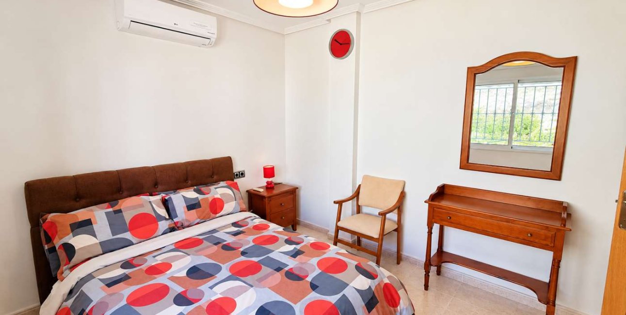 Resale - Villa -
Algorfa - Montemar