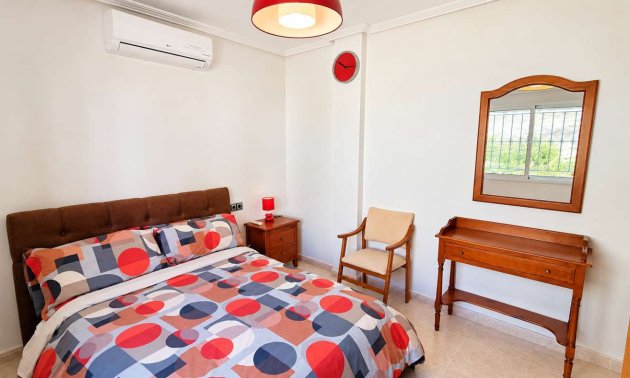 Resale - Villa -
Algorfa - Montemar