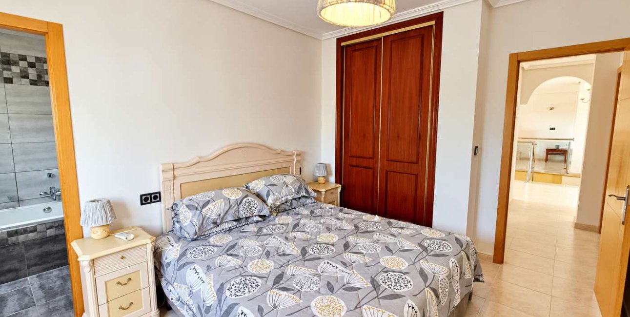 Resale - Villa -
Algorfa - Montemar