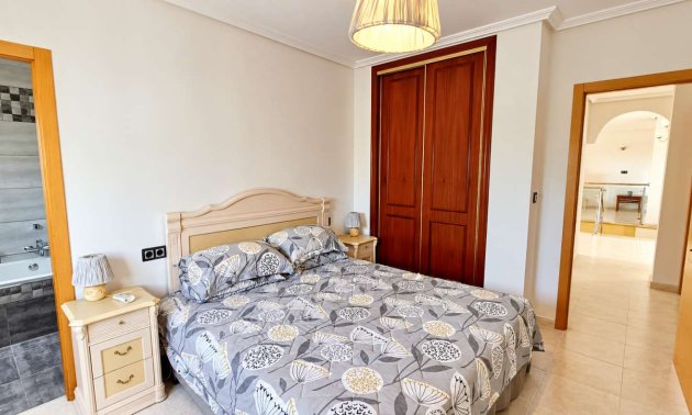 Resale - Villa -
Algorfa - Montemar