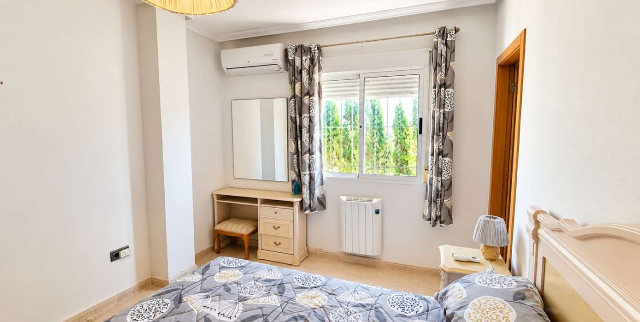 Resale - Villa -
Algorfa - Montemar