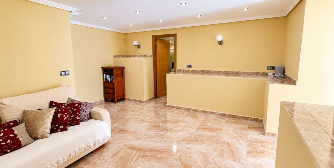 Resale - Villa -
Algorfa - Montemar