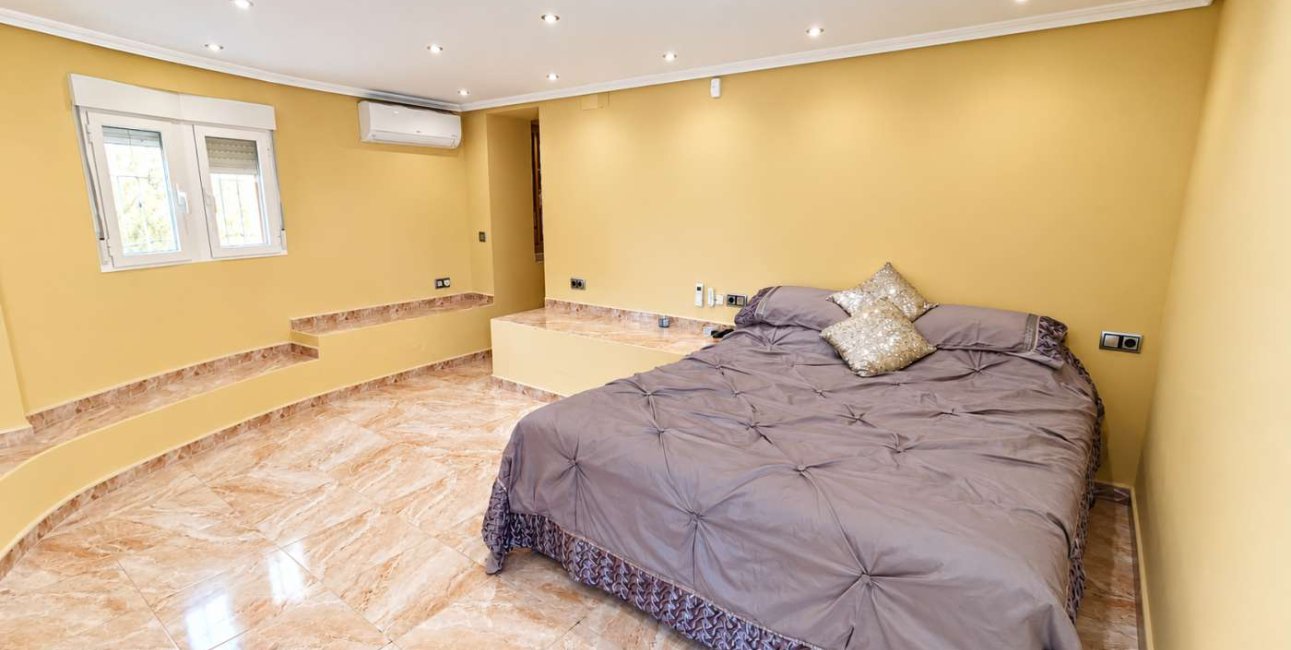 Resale - Villa -
Algorfa - Montemar