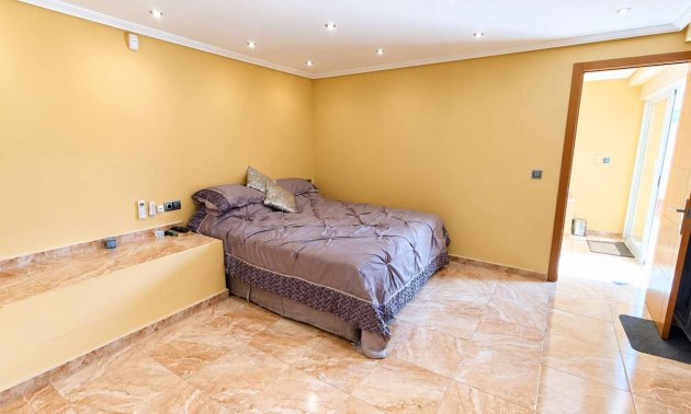 Resale - Villa -
Algorfa - Montemar