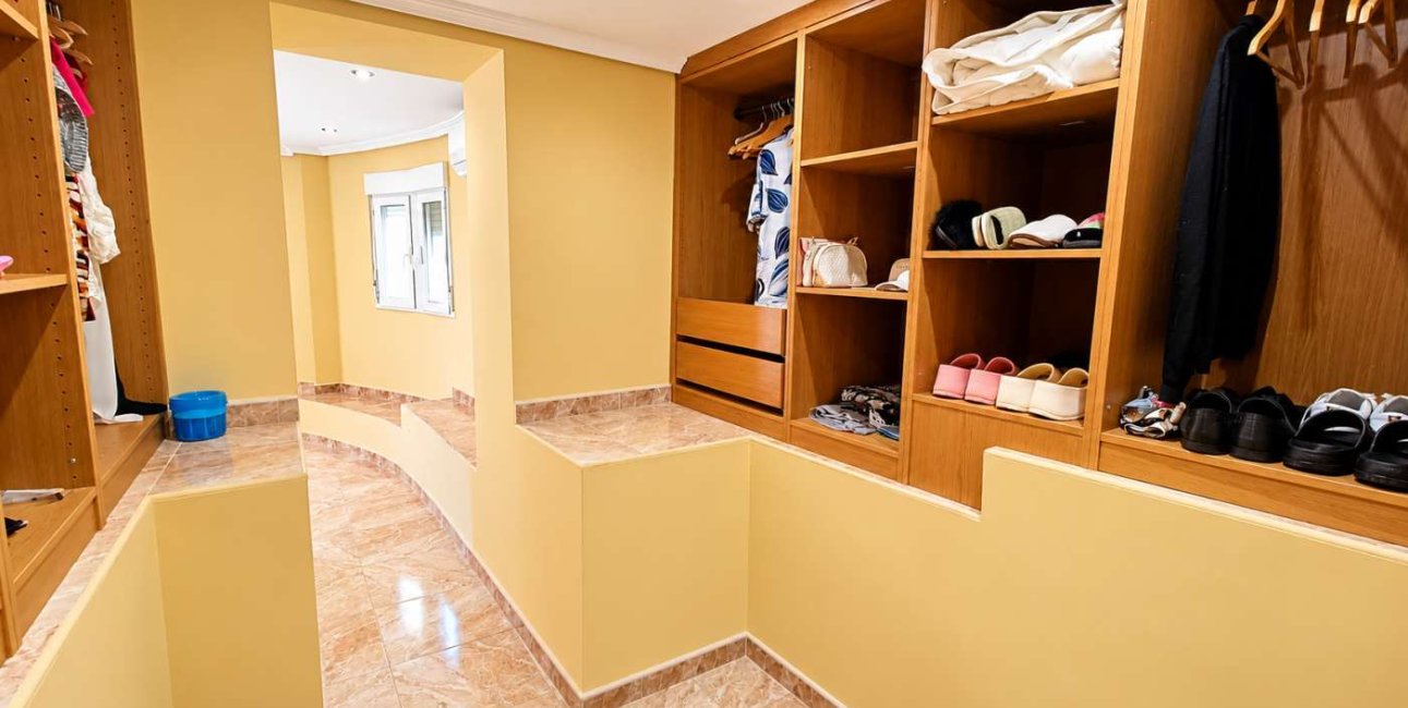 Resale - Villa -
Algorfa - Montemar