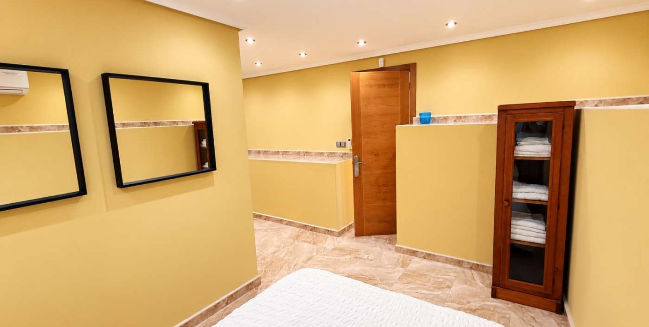 Resale - Villa -
Algorfa - Montemar