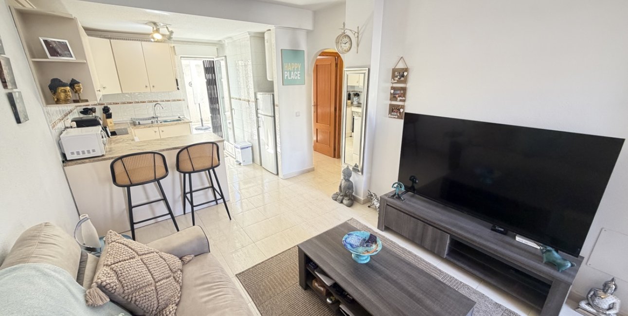 Resale - Apartment / flat -
Orihuela Costa - Villamartin