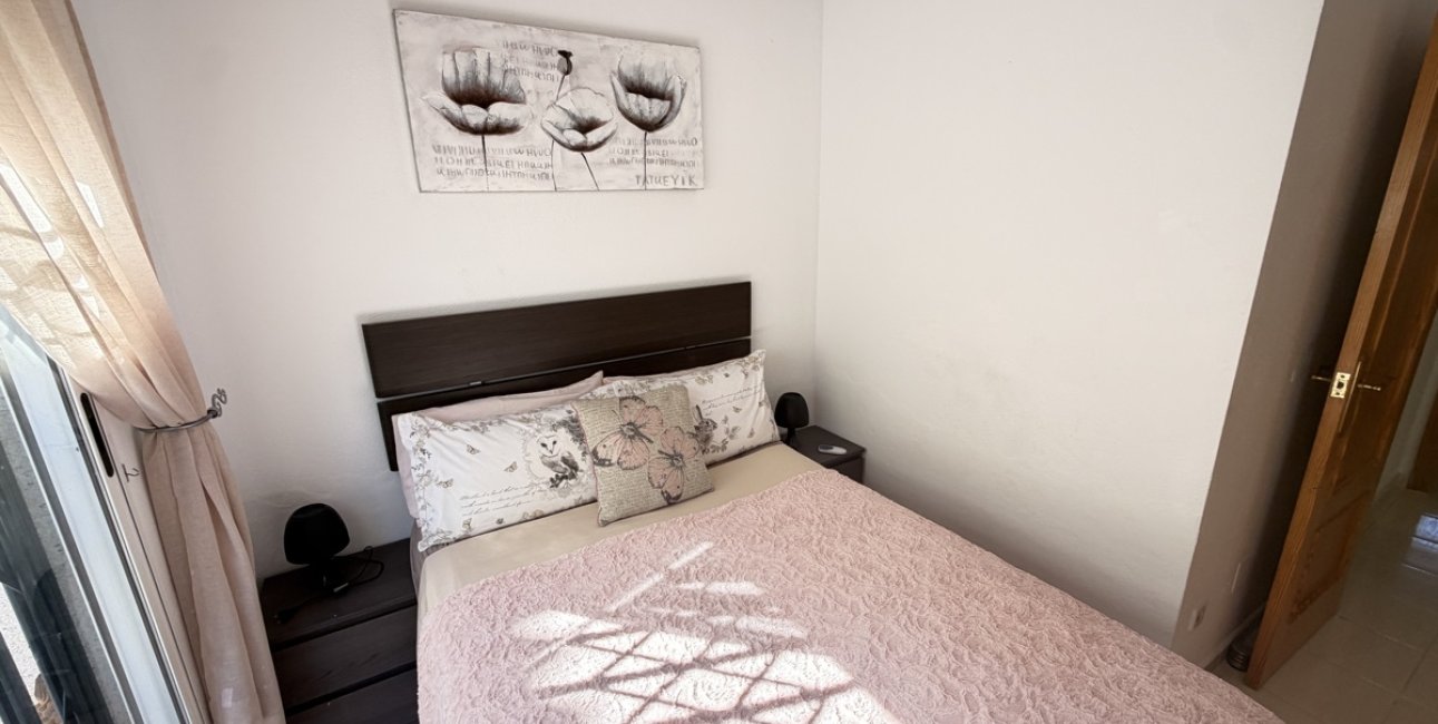 Resale - Apartment / flat -
Orihuela Costa - Villamartin
