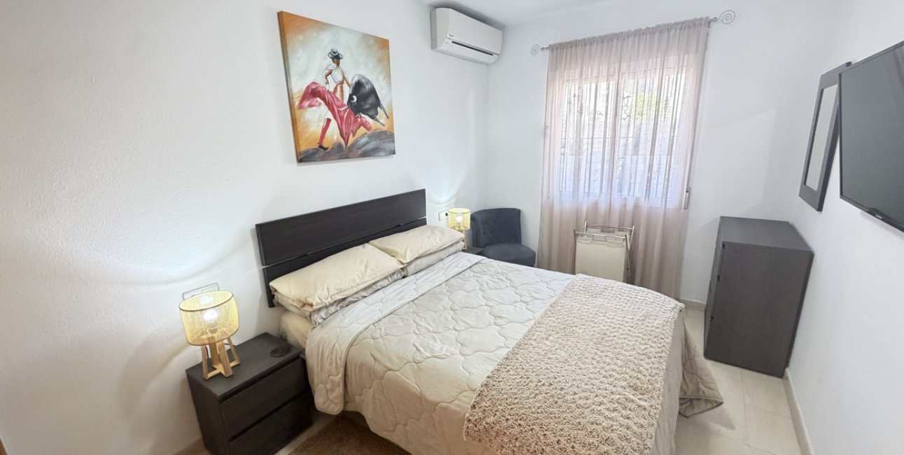 Resale - Apartment / flat -
Orihuela Costa - Villamartin