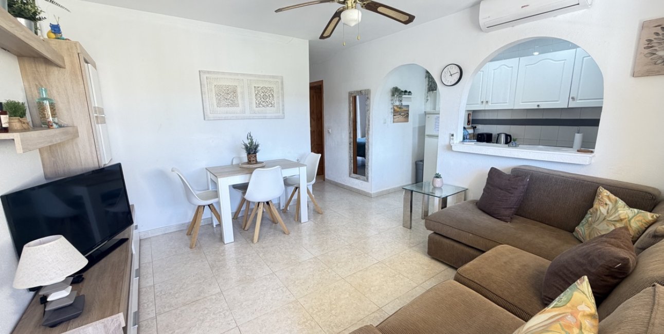 Resale - Apartment / flat -
Orihuela Costa - Villamartin