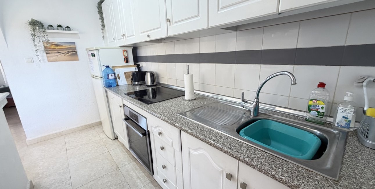 Resale - Apartment / flat -
Orihuela Costa - Villamartin