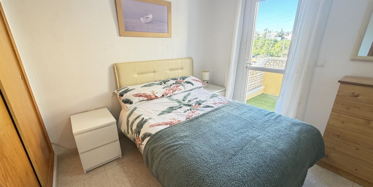 Resale - Apartment / flat -
Orihuela Costa - Villamartin