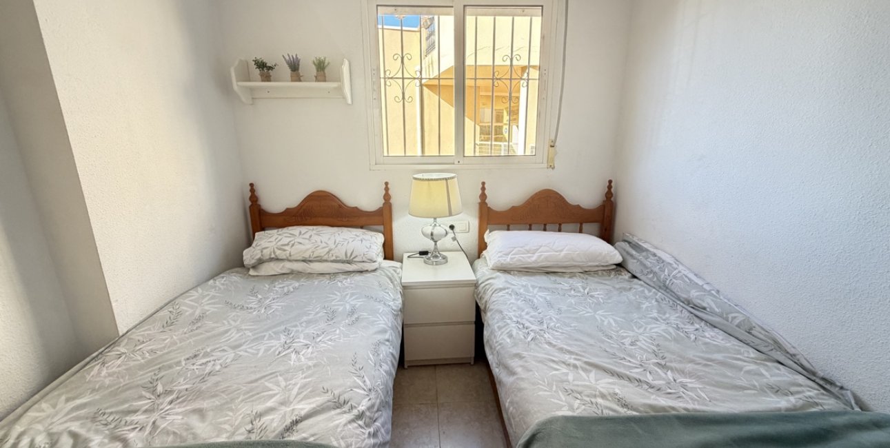 Resale - Apartment / flat -
Orihuela Costa - Villamartin