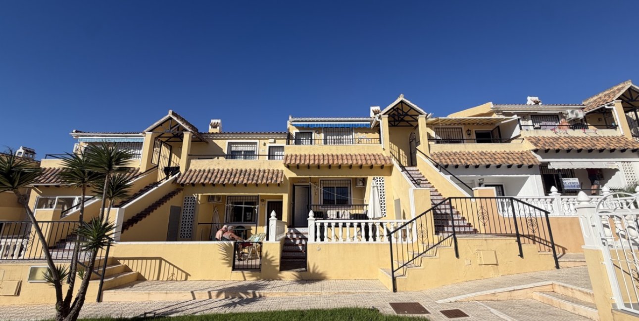 Resale - Apartment / flat -
Orihuela Costa - Villamartin