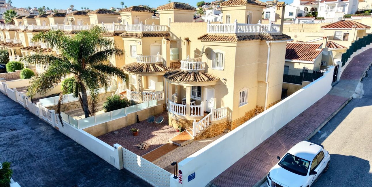 Rynek wtórny - Dom Szeregowy -
Ciudad Quesada - La Marquesa