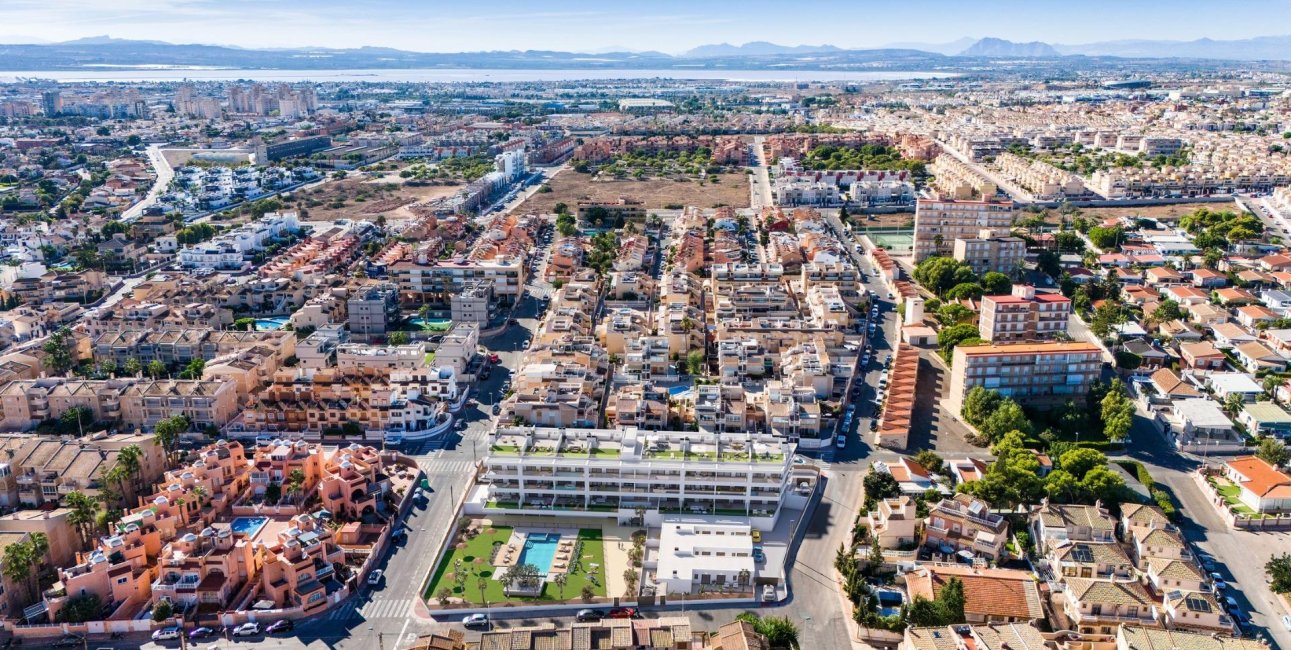 Obra nueva - Apartamento / piso -
Torrevieja - Frutales - Rosaleda