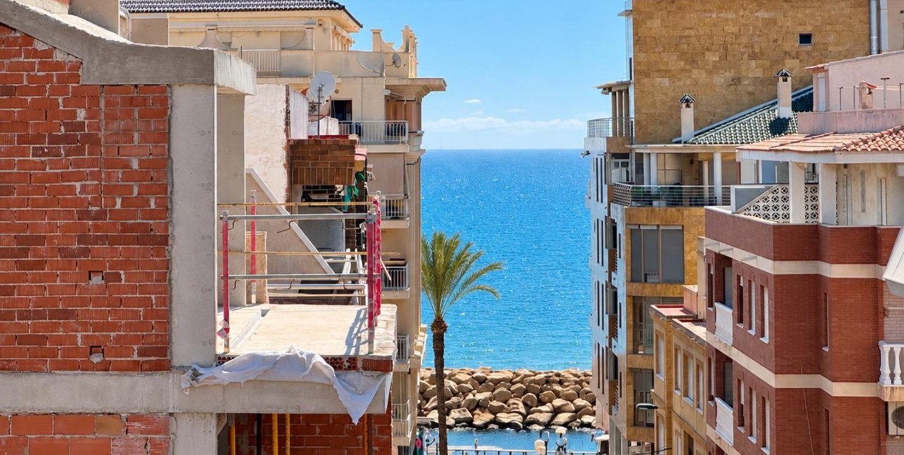 Reventa - Apartamento / piso -
Torrevieja - Playa del Cura