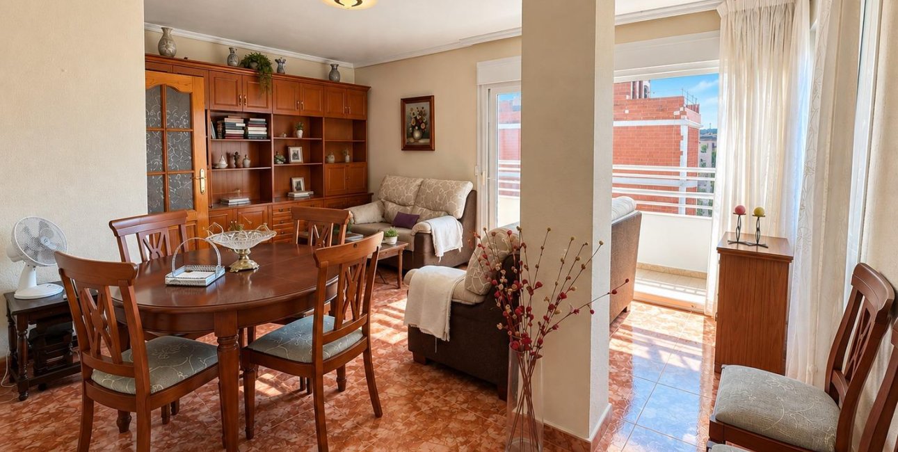 Reventa - Apartamento / piso -
Torrevieja - Playa del Cura