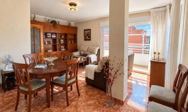 Reventa - Apartamento / piso -
Torrevieja - Playa del Cura
