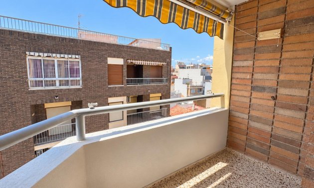 Reventa - Apartamento / piso -
Torrevieja - Playa del Cura