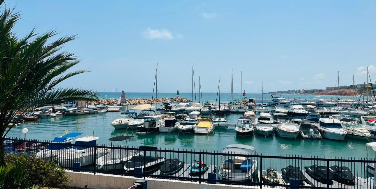 Resale - Apartment / flat -
Orihuela Costa - Dehesa de Campoamor
