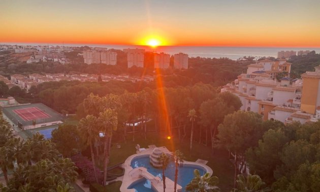 Resale - Apartment / flat -
Orihuela Costa - Dehesa de Campoamor