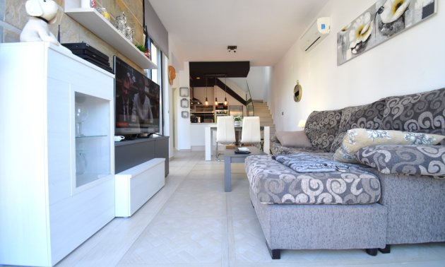 Resale - Townhouse -
Orihuela Costa - Lomas de Cabo Roig
