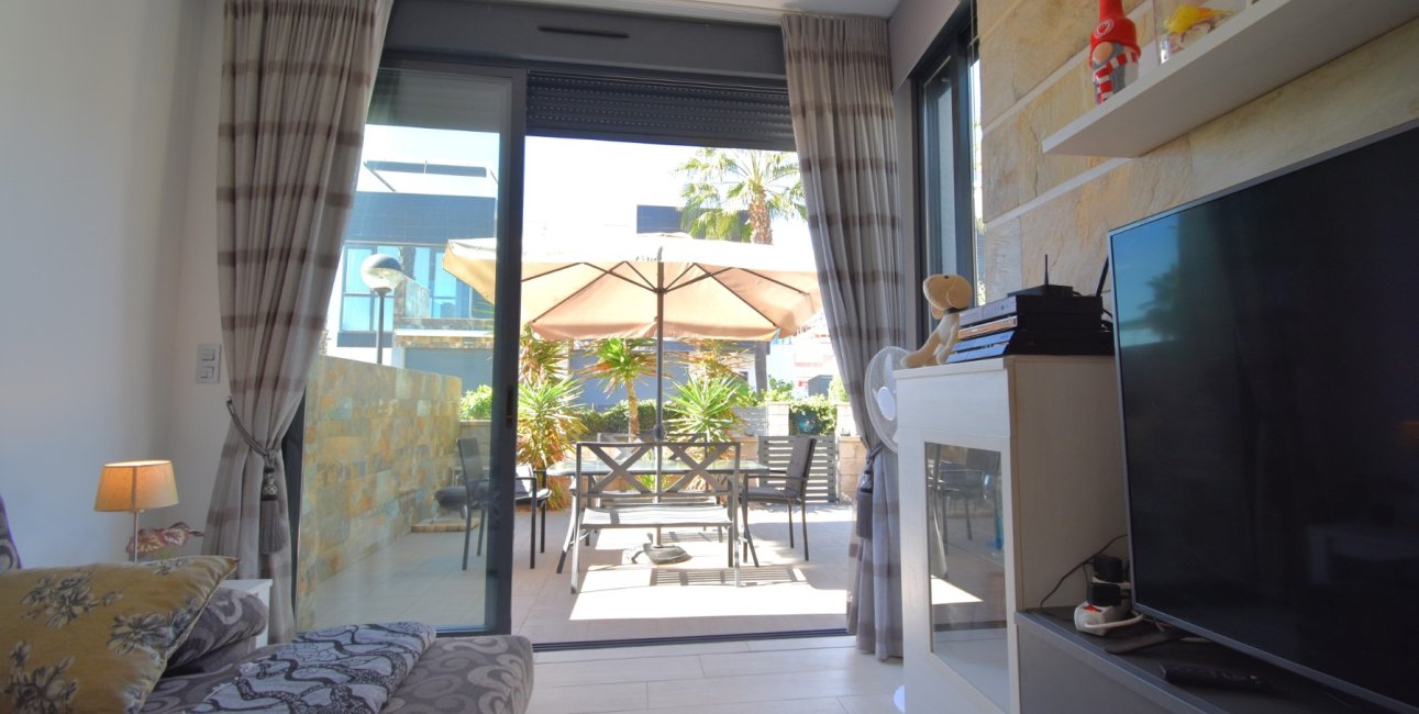Resale - Townhouse -
Orihuela Costa - Lomas de Cabo Roig