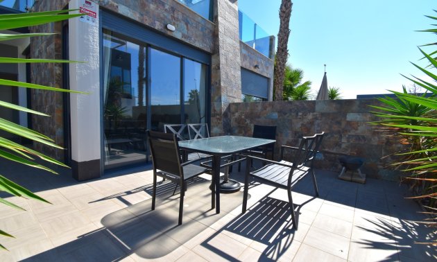 Resale - Townhouse -
Orihuela Costa - Lomas de Cabo Roig