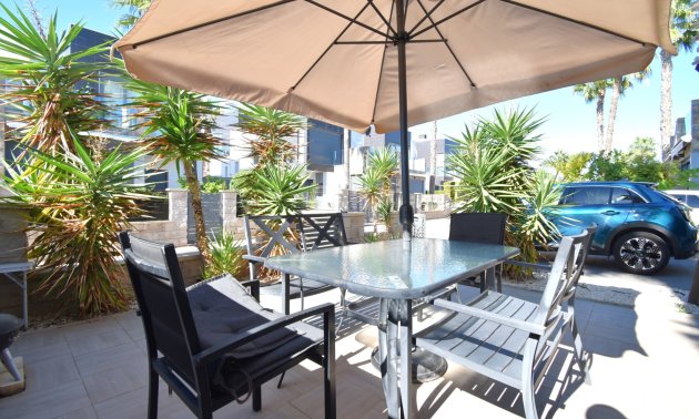 Resale - Townhouse -
Orihuela Costa - Lomas de Cabo Roig