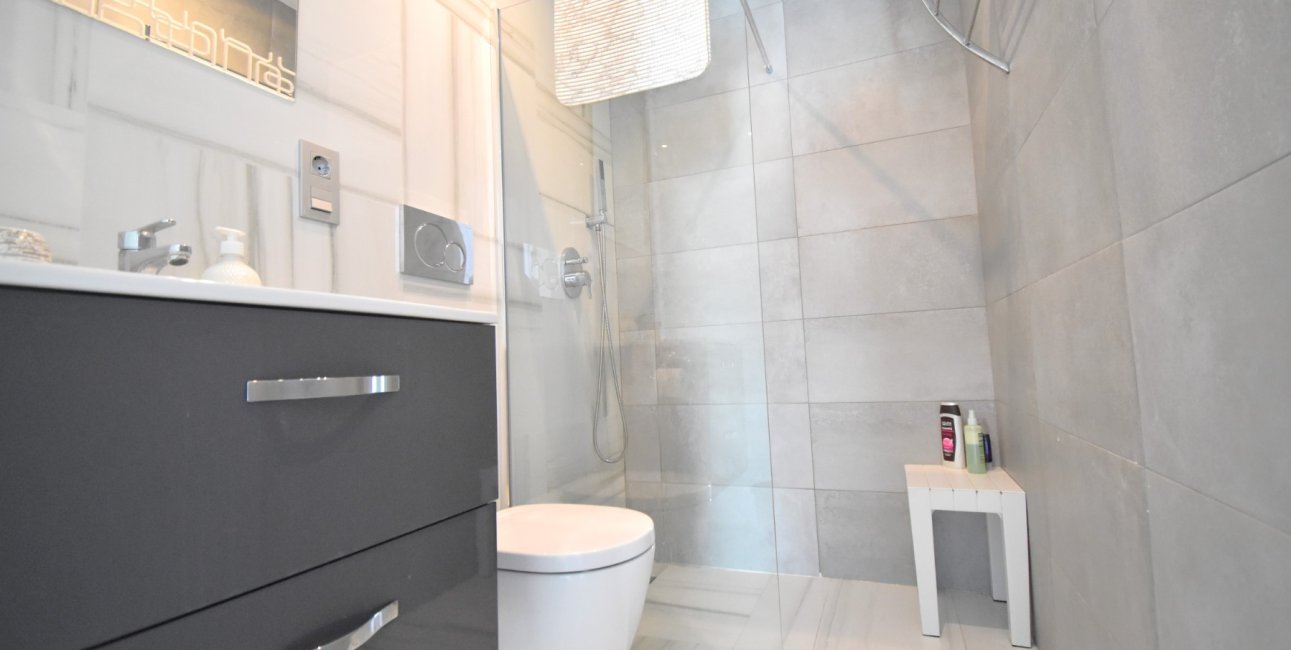 Resale - Townhouse -
Orihuela Costa - Lomas de Cabo Roig