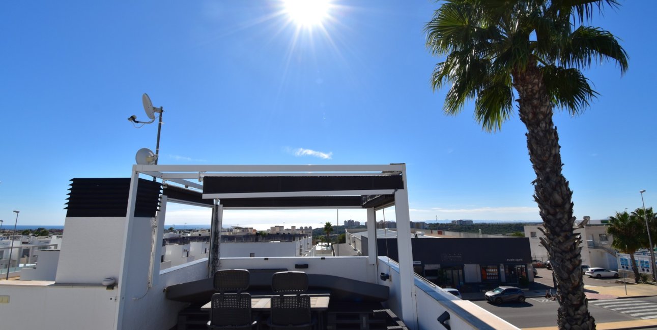 Resale - Townhouse -
Orihuela Costa - Lomas de Cabo Roig