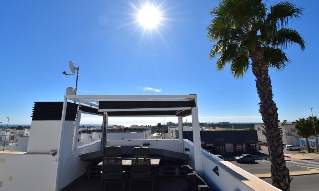 Resale - Townhouse -
Orihuela Costa - Lomas de Cabo Roig