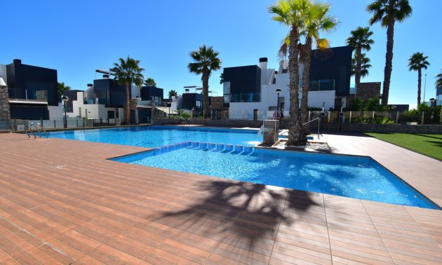 Resale - Townhouse -
Orihuela Costa - Lomas de Cabo Roig